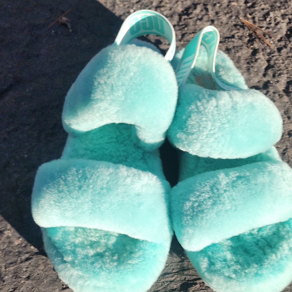 UGG Womens Fluffy Turquoise Slippers